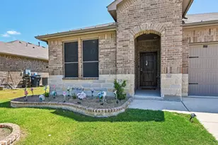 8505 High Hl Dr, Fort Worth, TX 76179 - Photo 2