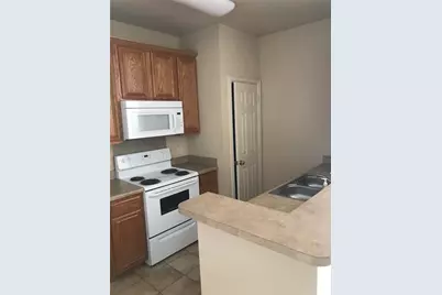 213 S Magnolia Street #201, Aubrey, TX 76227 - Photo 2