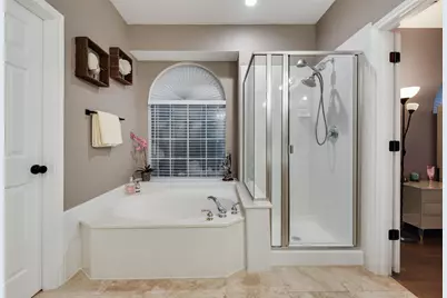 11709 Pheasant Creek Drive, Fort Worth, TX 76244 - Photo 12