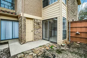 2621 Piedras, Irving, TX 75038 - Photo 12