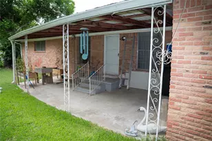 1016 E Franklin St, Hillsboro, TX 76645 - Photo 6