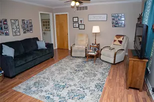 1016 E Franklin St, Hillsboro, TX 76645 - Photo 10