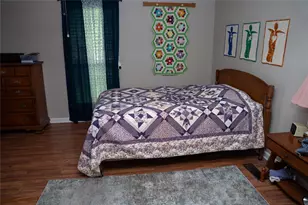 1016 E Franklin St, Hillsboro, TX 76645 - Photo 18