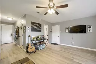 216 N Prairie View Rd, Crowley, TX 76036 - Photo 8