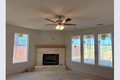 1337 Frio Drive, Springtown, TX 76082 - Photo 4