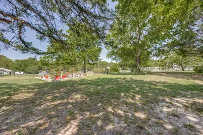 402 Jones Street, Tom Bean, TX 75489 - Photo 22