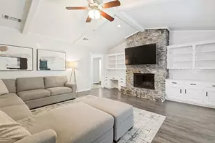 4643 Ashbrook Rd, Dallas, TX 75227 - Photo 12