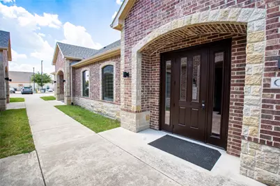 318 W Fm 544, Murphy, TX 75094 - Photo 2