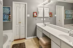 2272 Bresee Dr, Carrollton, TX 75010 - Photo 8