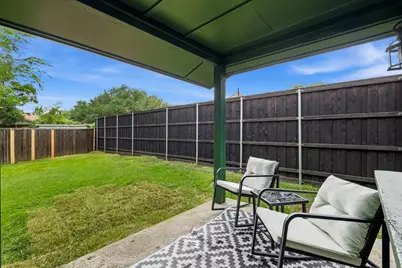 526 Village Drive, Lewisville, TX 75067 - Photo 26