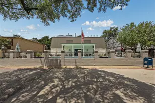 15922 Club Crest Dr, Dallas, TX 75248 - Photo 20