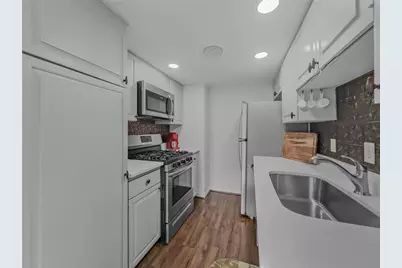 15922 Club Crest Drive #2107, Dallas, TX 75248 - Photo 6