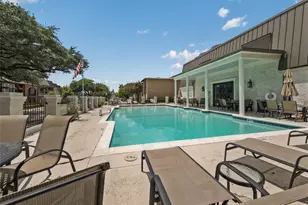 15922 Club Crest Dr, Dallas, TX 75248 - Photo 26