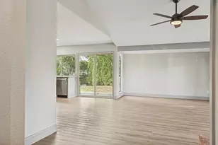 2903 Winterberry Dr, Carrollton, TX 75007 - Photo 6
