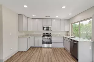 2903 Winterberry Dr, Carrollton, TX 75007 - Photo 12