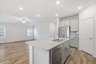 2821 Bursera Ln, Fort Worth, TX 76108 - Photo 10