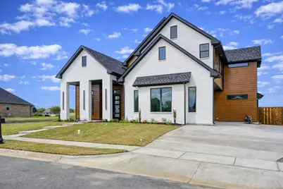 2008 Nichole Boulevard, Pottsboro, TX 75076 - Photo 1