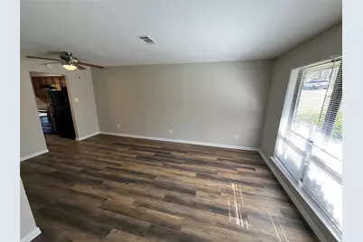 1506 Parkside Drive, Carrollton, TX 75006 - Photo 2