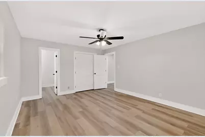 5313 Libbey Avenue, Fort Worth, TX 76107 - Photo 2