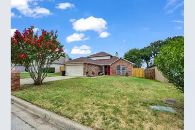 617 Oak View Court, Azle, TX 76020 - Photo 2