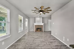 617 Oak View Ct, Azle, TX 76020 - Photo 12