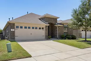 733 Mercy St, Forney, TX 75126 - Photo 2