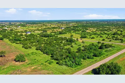 100 Gilmore Court, Lipan, TX 76462 - Photo 4
