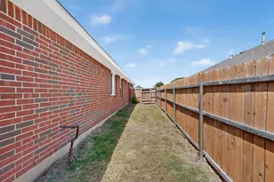 6009 Iris Dr, Rowlett, TX 75089 - Photo 38