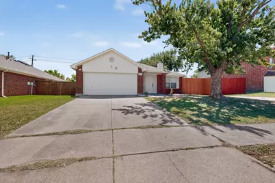 6009 Iris Drive, Rowlett, TX 75089 - Photo 2