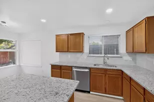 6009 Iris Dr, Rowlett, TX 75089 - Photo 8