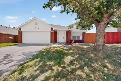 6009 Iris Drive, Rowlett, TX 75089 - Photo 1