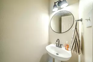 801 Cobblestone Dr, Lewisville, TX 75067 - Photo 32