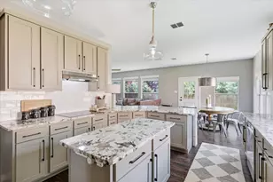 217 Patricia Ln, Highland Village, TX 75077 - Photo 10