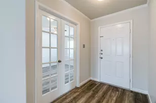 5617 Talons Crest Cir, Fort Worth, TX 76179 - Photo 4
