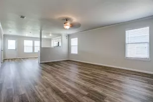 5617 Talons Crest Cir, Fort Worth, TX 76179 - Photo 6