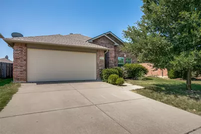5617 Talons Crest Circle, Fort Worth, TX 76179 - Photo 1