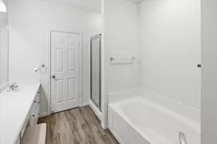 363 Old Mill Creek Dr, Woodway, TX 76712 - Photo 14