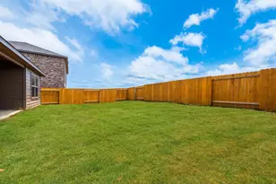 303 Tidwell Dr, Ferris, TX 75125 - Photo 14