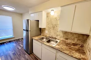 202 Park Cir, Sulphur Springs, TX 75482 - Photo 6