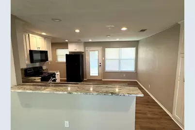 321 E Lake Street, Krum, TX 76249 - Photo 10