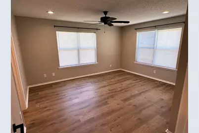 321 E Lake Street, Krum, TX 76249 - Photo 20