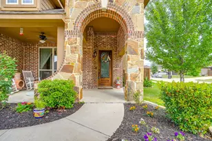 1033 Rustic Oak Wy, Burleson, TX 76028 - Photo 4