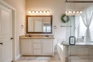 1033 Rustic Oak Wy, Burleson, TX 76028 - Photo 22