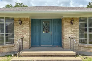 511 W Walnut St, Celina, TX 75009 - Photo 2