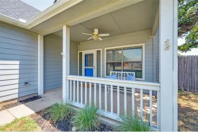 100 S Lakeview Drive, Lake Dallas, TX 75065 - Photo 1