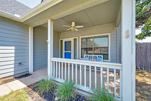 100 S Lakeview Dr, Lake Dallas, TX 75065 - Photo 1