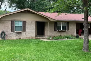 1107 Tower St, Canton, TX 75103 - Photo 1