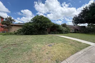 2730 Cladius Dr, Grand Prairie, TX 75052 - Photo 1