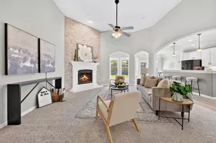 12030 Eastpark Ln, Frisco, TX 75033 - Photo 4