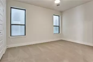 8221 Folcroft Ln, Dallas, TX 75231 - Photo 12